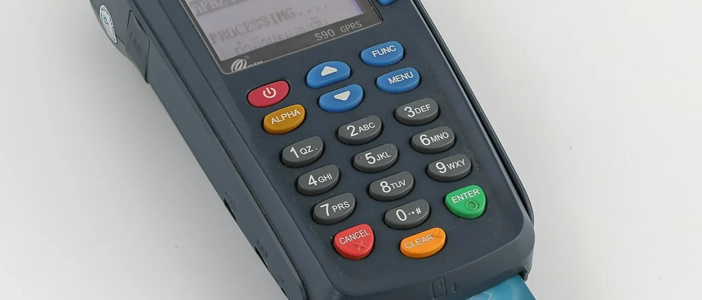 Card payment terminal processing a transaction
